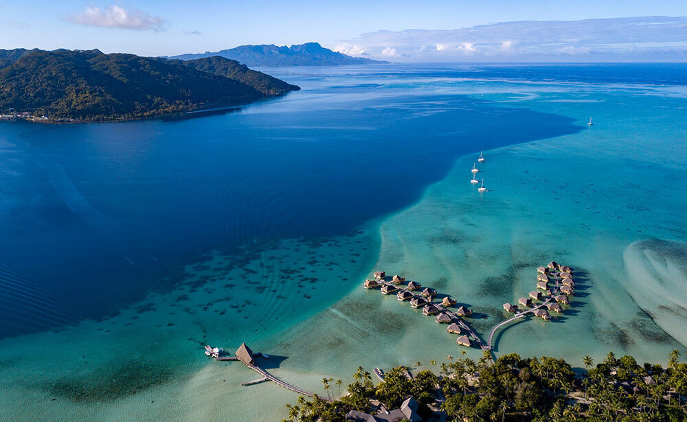 ライアテア島