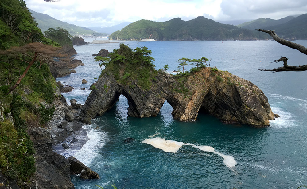 大船渡/碁石海岸・穴通磯(イメージ)