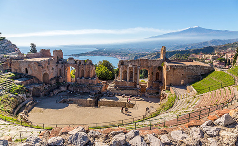 <strong>世界遺産</strong>ギリシャ劇場<br/>(イタリア/メッシーナ)