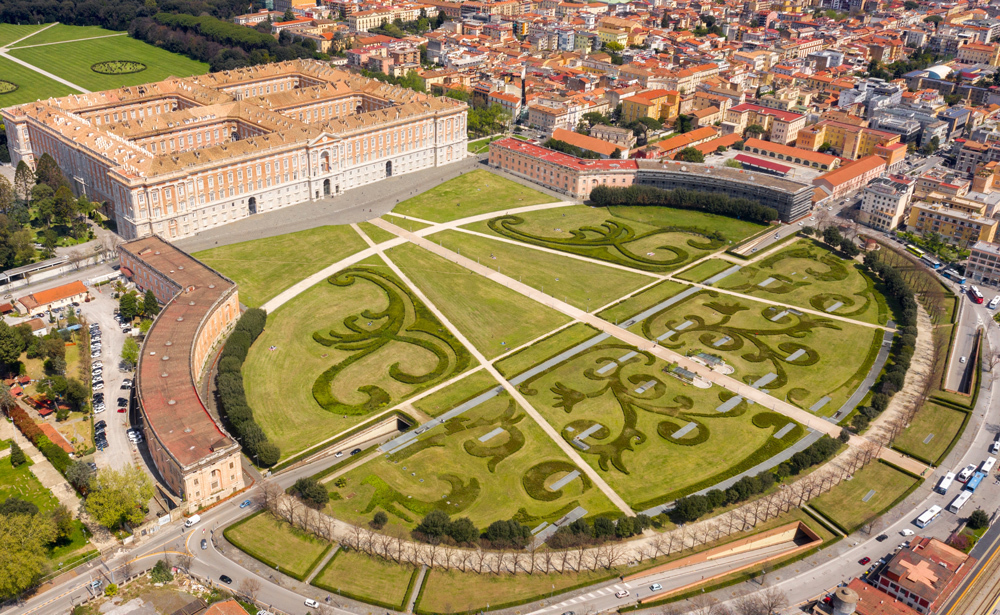 <strong>世界遺産</strong>カゼルタ宮殿と庭園<br/>(イタリア/ナポリ)