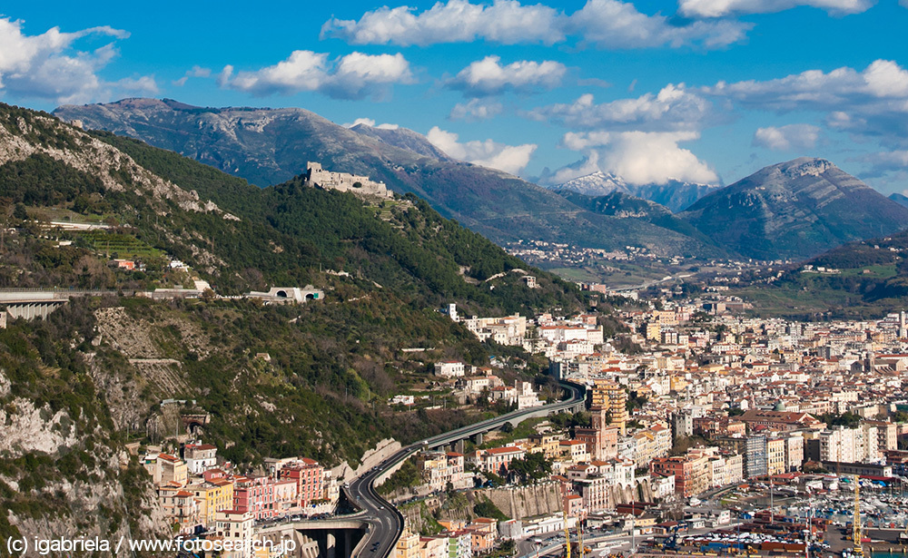 サレルノ（イタリア）