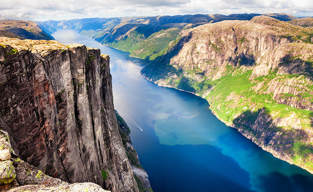 リーセフィヨルド<br/>（ノルウェー/サンネス）