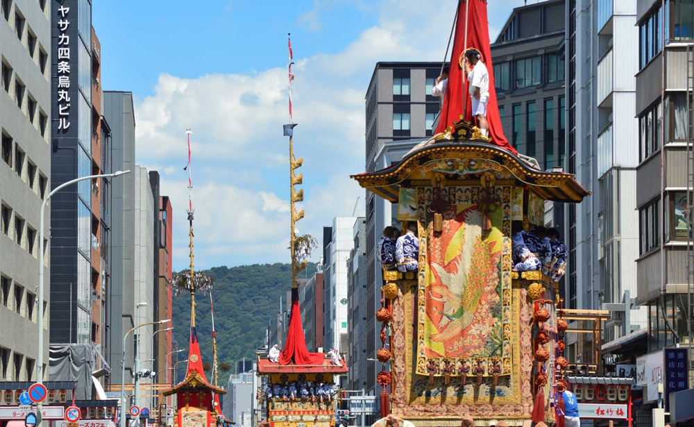京都祇園祭<br />（京都まで大阪港より約1時間）