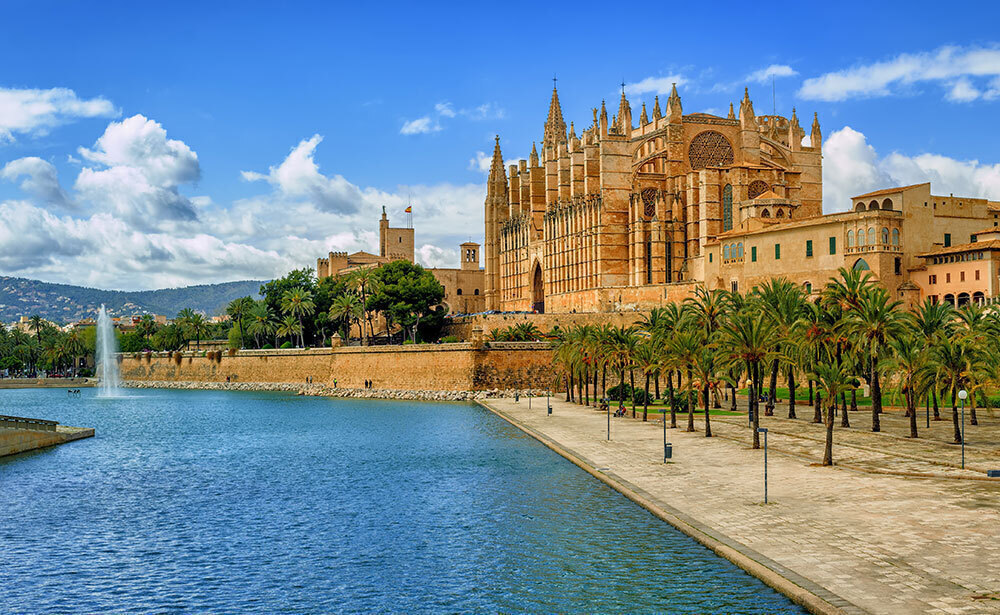 パルマ大聖堂<br/>(スペイン/パルマデマヨルカ)