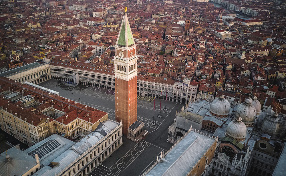 <strong>世界遺産</strong>サンマルコ広場<br/>（イタリア/ベニス）