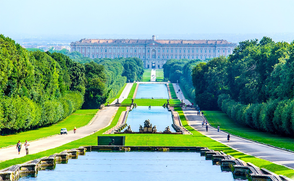 ゼルタ宮殿と庭園(ナポリ/イタリア)