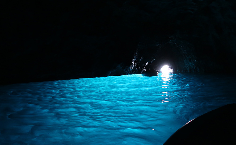 青の洞窟（イタリア/カプリ島）