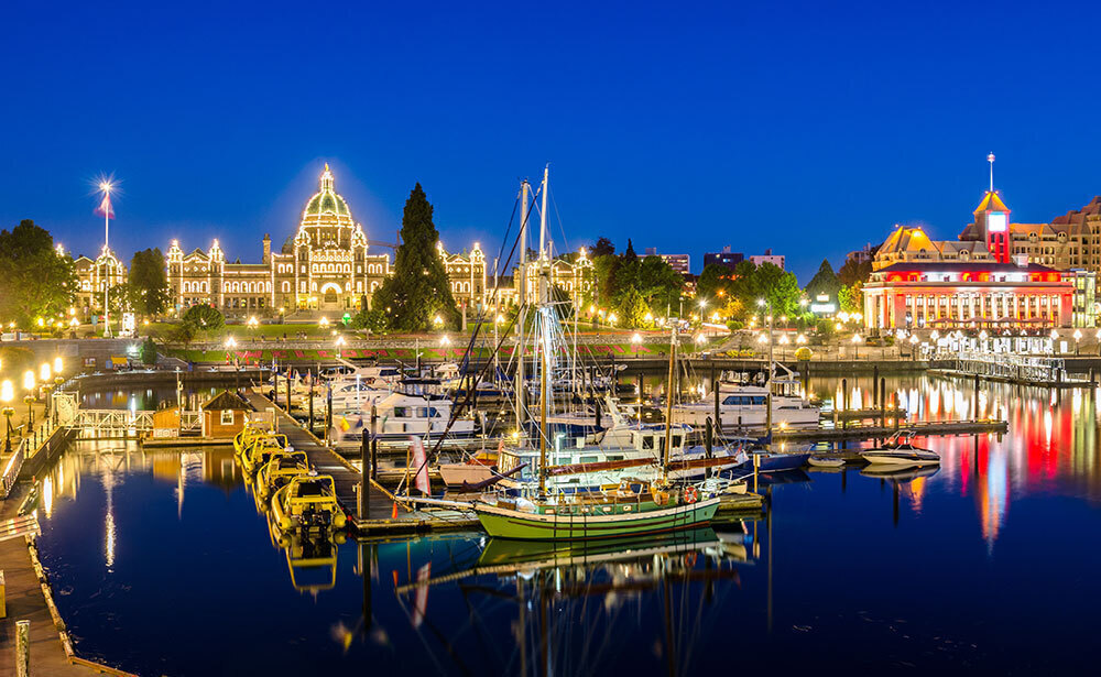 国会議事堂ライトアップ<br/>(カナダ/ビクトリア)