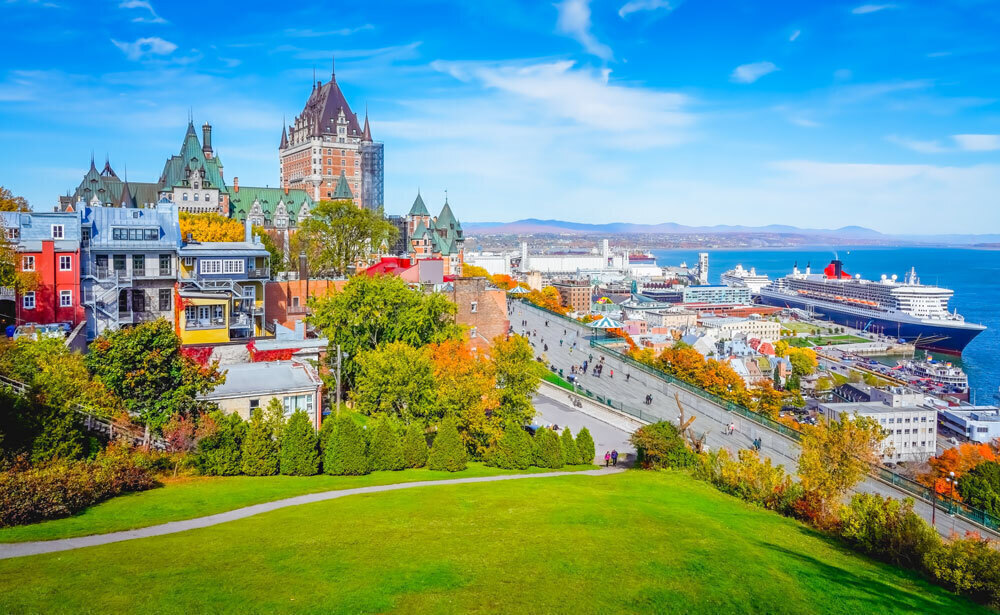 シャトー・フロントナック<br/>(カナダ/ケベック)