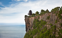 【直行便で行く】インドネシアの楽園バリ島とロンボク島を巡るニューイヤークルーズ11日間（送迎なしプラン）
